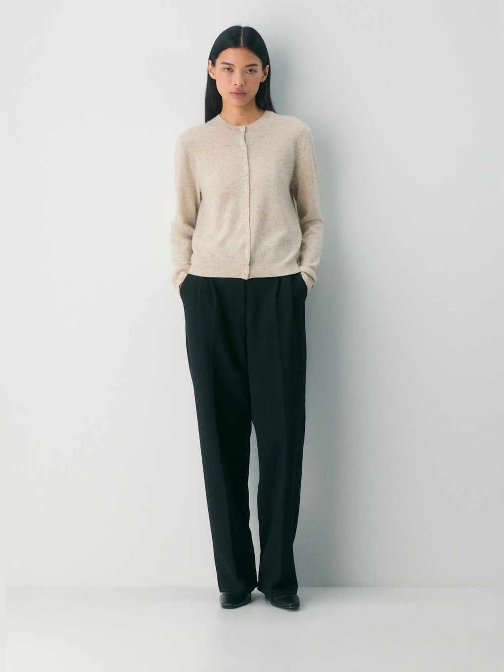 Aritzia Bare Cashmere Noteworthy Cardigan